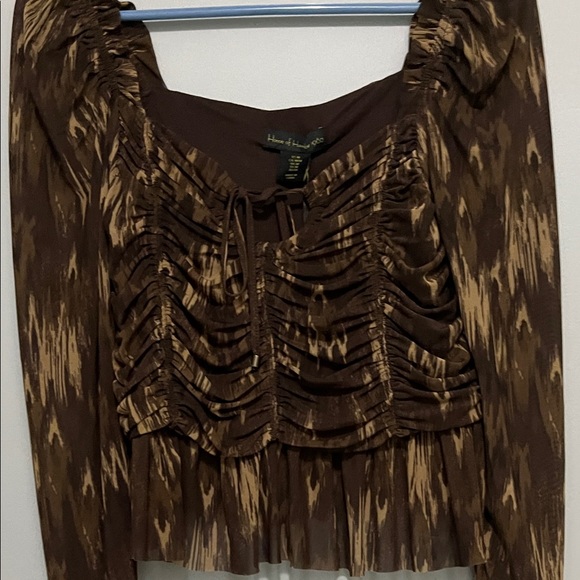 NWT House Of Harlow Patterned Long Sleeve Top - Picture 2 of 9